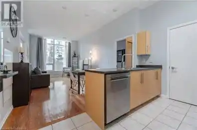 231 FORT YORK Boulevard Unit# 122 Toronto Ontario M5V1B2