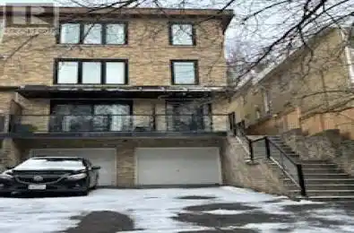 221 Kenilworth Avenue Toronto (The Beaches) Ontario M4L3S7