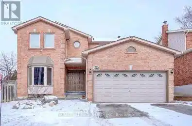 132 Mandrake Street Ajax (Central) Ontario L1S5E4