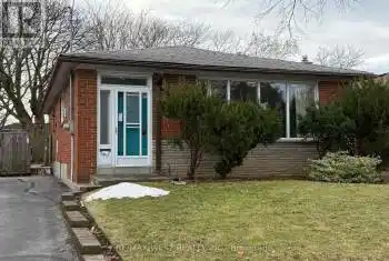 15 arnott St, Toronto, Ontario M1K 4B5, 3 Bedrooms Bedrooms, 6 Rooms Rooms,2 BathroomsBathrooms,All Houses,Sold,arnott,E11935418