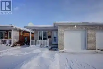 69 Ann Street, St. Marys, Ontario N4X1B1, 2 Bedrooms Bedrooms, ,1 BathroomBathrooms,All Houses,For Sale,Ann,X11935694