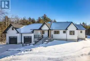 2244 Champlain Road, Tiny, Ontario L9M1R2, 3 Bedrooms Bedrooms, ,2 BathroomsBathrooms,All Houses,For Sale,Champlain,S11936365