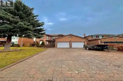 26 Intrepid Drive Whitby (Blue Grass Meadows) Ontario L1N8S6