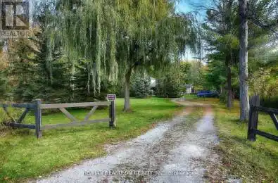 27001 Civic Centre Road Georgina (Historic Lakeshore Communities) Onta