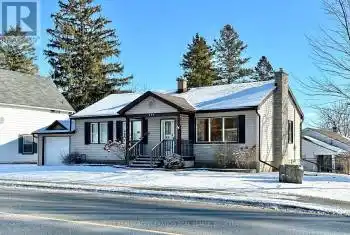 272 Dundas St, Greater Napanee, Ontario K7R 2B1, 3 Bedrooms Bedrooms, 15 Rooms Rooms,2 BathroomsBathrooms,All Houses,Sold,Dundas,X11939172