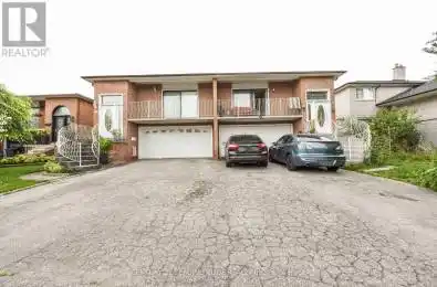 60A Sentinel Road Toronto (York University Heights) Ontario M3J3T6