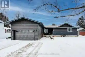 35 Wellington Street, East Zorra-Tavistock (Tavistock), Ontario N0B2R0, 3 Bedrooms Bedrooms, ,2 BathroomsBathrooms,All Houses,For Sale,Wellington,X11940860