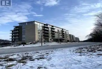 455 CHARLTON Avenue Unit# 606, Hamilton (Stinson), Ontario L8N0B2, 2 Bedrooms Bedrooms, ,2 BathroomsBathrooms,Condo,For Sale,CHARLTON,X11941361