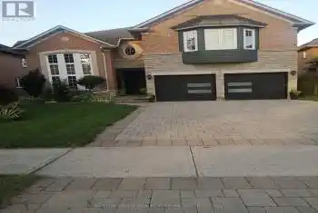 17 Boxwood Crescent, Markham (Rouge Fairways), Ontario L3S3P7, 7 Bedrooms Bedrooms, ,4 BathroomsBathrooms,All Houses,For Sale,Boxwood,N11942918