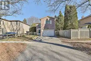 11 Hunter's Point Drive, Richmond Hill (South Richvale), Ontario L4C6M4, 3 Bedrooms Bedrooms, ,3 BathroomsBathrooms,All Houses,For Sale,Hunter's Point,N11894454