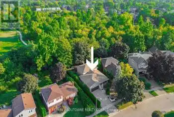 1230 Wood Place, Oakville (Bronte East), Ontario L6L2R5, 5 Bedrooms Bedrooms, ,4 BathroomsBathrooms,All Houses,For Sale,Wood,W11439257