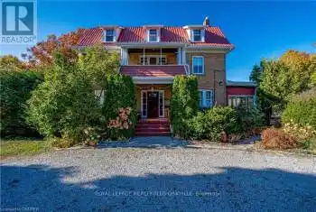 3175 Lakeshore Road, Oakville (Bronte West), Ontario L6L1J7, 7 Bedrooms Bedrooms, ,4 BathroomsBathrooms,All Houses,For Sale,Lakeshore,W11943427