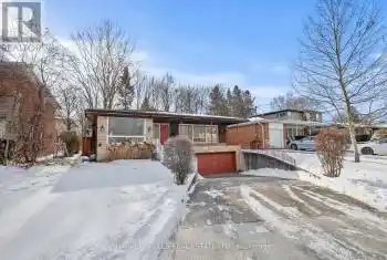 121 Hove Street, Toronto (Bathurst Manor), Ontario M3H4Z5, 5 Bedrooms Bedrooms, ,3 BathroomsBathrooms,All Houses,For Sale,Hove,C11943394