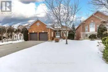 15 Kirkwood Crescent, Caledon, Ontario L7C1C1, 3 Bedrooms Bedrooms, ,2 BathroomsBathrooms,All Houses,For Sale,Kirkwood,W11945036