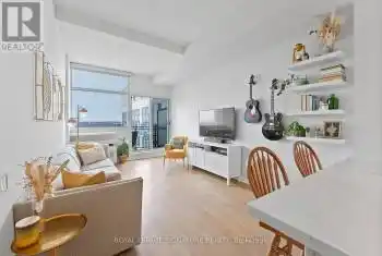 1600 Keele Street Unit# 1121, Toronto (Keelesdale-Eglinton West), Ontario M6N5J1, 2 Bedrooms Bedrooms, ,1 BathroomBathrooms,Condo,For Sale,Keele,W11945005