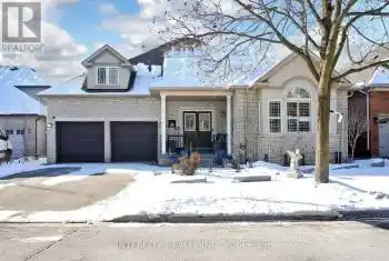 36 Woodland Trail Court, Vaughan (Islington Woods), Ontario L4L9H9, 3 Bedrooms Bedrooms, ,3 BathroomsBathrooms,All Houses,For Sale,Woodland Trail,N11945391