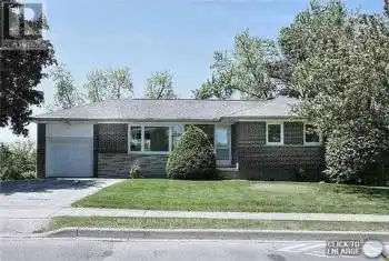 252 Essex Avenue, Richmond Hill (Harding), Ontario L4C2C2, 5 Bedrooms Bedrooms, ,2 BathroomsBathrooms,All Houses,For Sale,Essex,N11945109