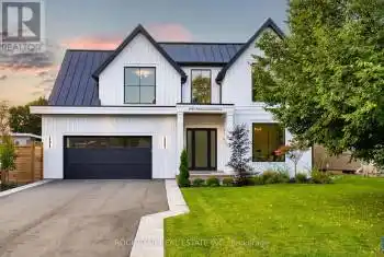 2435 Applewood Drive, Oakville (Bronte West), Ontario L6L1V7, 5 Bedrooms Bedrooms, ,6 BathroomsBathrooms,All Houses,For Sale,Applewood,W11946578