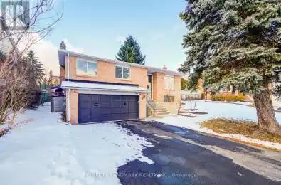 276 Plymouth Trail Unit# Upper Newmarket (Bristol-London) Ontario L3Y6