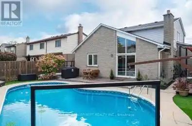 9 Bing Crescent Hamilton (Stoney Creek) Ontario L8E3Z4