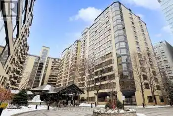 195 St Patrick Street Unit# 905B, Toronto (Kensington-Chinatown), Ontario M5T2Y8, 3 Bedrooms Bedrooms, ,2 BathroomsBathrooms,Condo,For Sale,St Patrick,C11948889