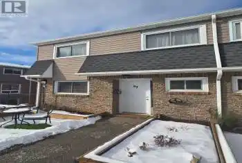 2050 Upper Middle Road Unit# 67, Burlington (Brant Hills), Ontario L7P3R9, 3 Bedrooms Bedrooms, ,3 BathroomsBathrooms,All Houses,For Sale,Upper Middle,W11949058