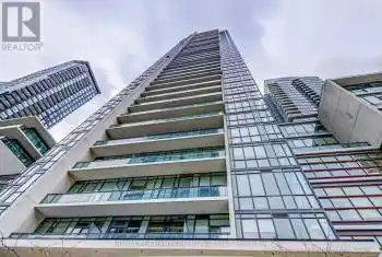 4070 Confederation Parkway Unit# 709, Mississauga (City Centre), Ontario L5B0E9, 2 Bedrooms Bedrooms, ,2 BathroomsBathrooms,Condo,For Sale,Confederation,W11949811