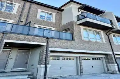 95 Kayla Crescent Unit# 12 Vaughan (Maple) Ontario L6A4W3