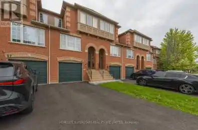 3020 Cedarglen Gate Unit# 16 Mississauga (Erindale) Ontario L5C4S7