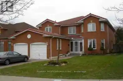 2088 Perran Drive Mississauga (Sheridan) Ontario L5K2R4