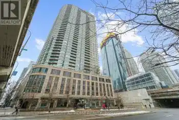 18 Yonge Street Unit# 2315, Toronto (Waterfront Communities), Ontario M5E1Z8, 1 Bedroom Bedrooms, ,1 BathroomBathrooms,Condo,For Sale,Yonge,C11950984