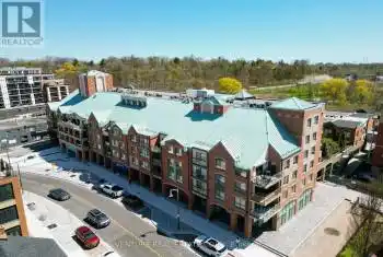 121 Woodbridge Avenue Unit# 312, Vaughan (West Woodbridge), Ontario L4L9E3, 3 Bedrooms Bedrooms, ,2 BathroomsBathrooms,Condo,For Sale,Woodbridge,N11951401