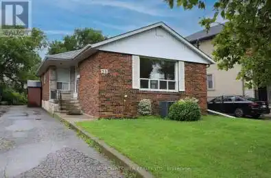 53 Lynnford Drive Toronto (Islington-City Centre West) Ontario M9B1H8