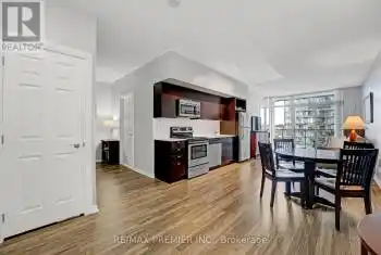 105 The Queensway Unit# 714, Toronto (High Park-Swansea), Ontario M6S5B5, 2 Bedrooms Bedrooms, ,1 BathroomBathrooms,Condo,For Sale,The Queensway,W11952927