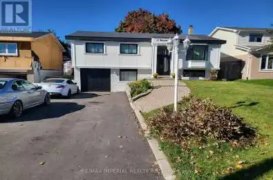 12 Mayvern Crescent Richmond Hill (North Richvale) Ontario L4C5J4