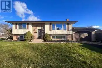 32 BENDINGROAD Crescent, St. Catharines (443 - Lakeport), Ontario L2N5R5, 4 Bedrooms Bedrooms, ,2 BathroomsBathrooms,All Houses,For Sale,BENDINGROAD,X11957019