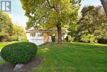 257 Wedgewood Drive, Oakville (1011 - MO Morrison), Ontario L6J4R6, 3 Bedrooms Bedrooms, ,2 BathroomsBathrooms,All Houses,For Sale,Wedgewood,W9514250