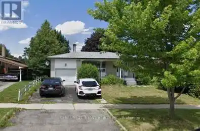 22 Griselda Crescent Toronto (Woburn) Ontario M1G3P6