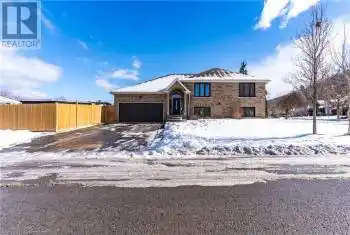 91 HEDGE LAWN Drive, Grimsby, Ontario L3M5H4, 6 Bedrooms Bedrooms, ,5 BathroomsBathrooms,All Houses,For Sale,HEDGE LAWN,40696688