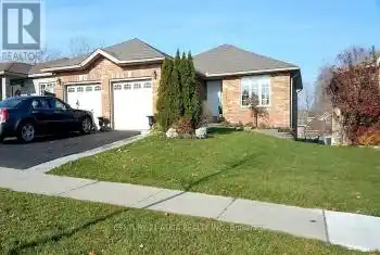 194 Livingstone Street Unit# Lower, Barrie (Little Lake), Ontario L4M6M4, 2 Bedrooms Bedrooms, ,1 BathroomBathrooms,All Houses,For Rent,Livingstone,S11960337