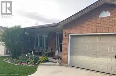 50 FOXMEADOW Drive Hamilton Ontario L8J3P3