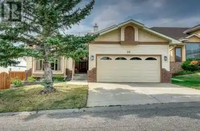 86 Hawkdale Circle Calgary Alberta T3G5L5