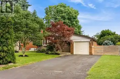 21 Broadlands Boulevard Toronto (Parkwoods-Donalda) Ontario M3A1J1