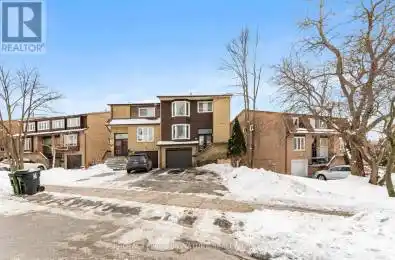 49 Henry Welsh Drive Toronto (Westminster-Branson) Ontario M2R3P3