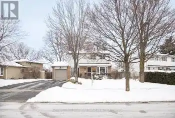 805 Cabot Tr, Milton, Ontario L9T 3S7, 4 Bedrooms Bedrooms, 12 Rooms Rooms,2 BathroomsBathrooms,All Houses,Sold,Cabot,W11967572