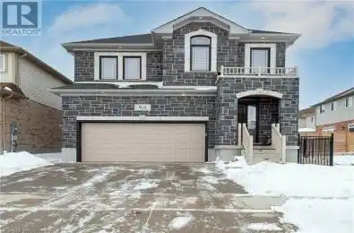 84 CROSSWINDS Drive Kitchener Ontario N2A0J9