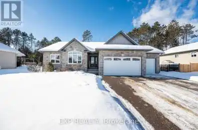 44 Bedard Boulevard Petawawa Ontario K8H0B7