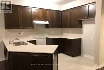 7 Pearman Crescent, Brampton (Northwest Brampton), Ontario L7A4Y8, 3 Bedrooms Bedrooms, ,3 BathroomsBathrooms,All Houses,For Rent,Pearman,W11973730