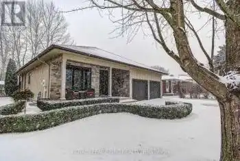 121 Flynn Street, Niagara-on-the-Lake (101 - Town), Ontario L0S1J0, 2 Bedrooms Bedrooms, ,3 BathroomsBathrooms,All Houses,For Sale,Flynn,X11975181