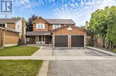 220 Larkin Avenue Markham (Markham Village) Ontario L3P4Z3